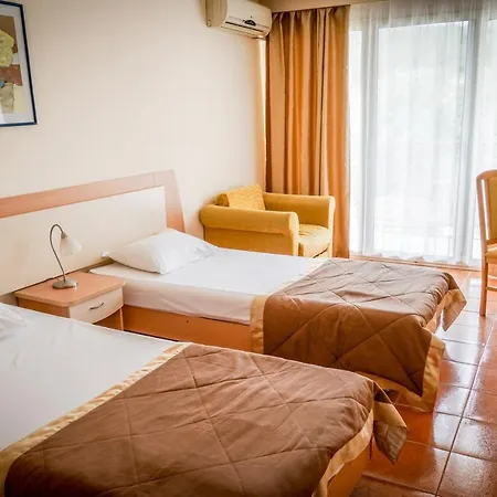 Park & Aqua Park 3* 阿尔贝纳