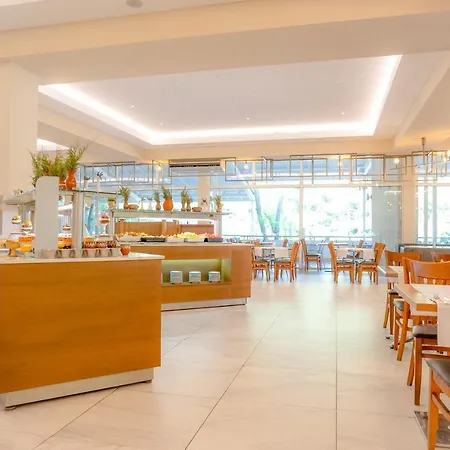 酒店 Park & Aqua Park 3*