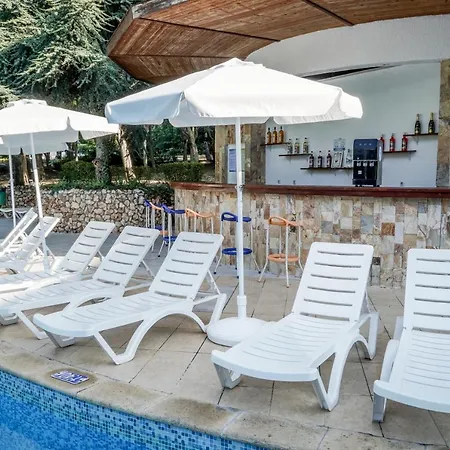 酒店 Park & Aqua Park 3*