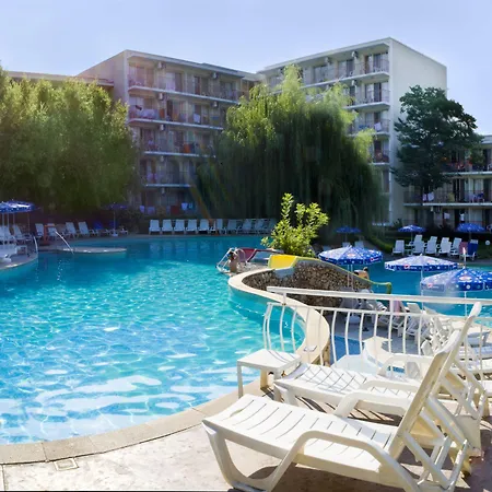 Park & Aqua Park 阿尔贝纳