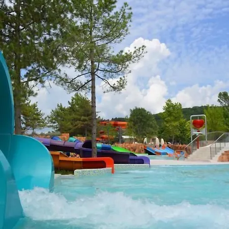 Park & Aqua Park 阿尔贝纳