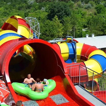 Park & Aqua Park 酒店 3*