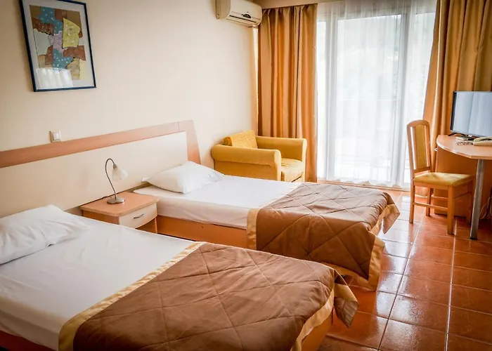 Park & Aqua Park 3* アルベナ